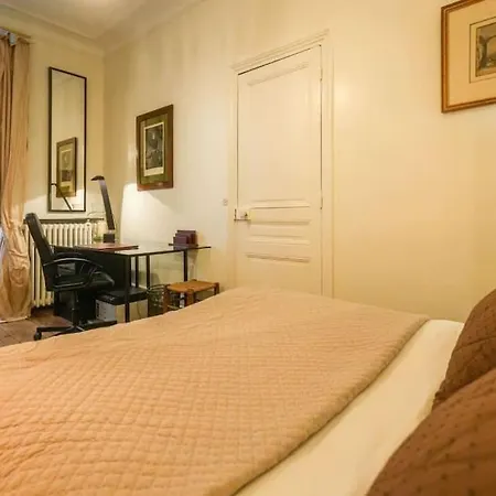 Beautiful Next To Invalides Apartment Paris