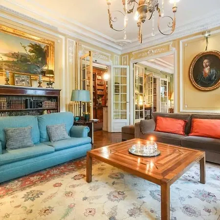 Beautiful Next To Invalides *