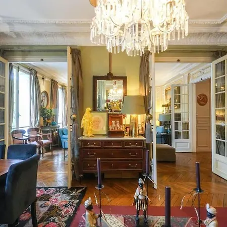 Apartment Beautiful Next To Invalides